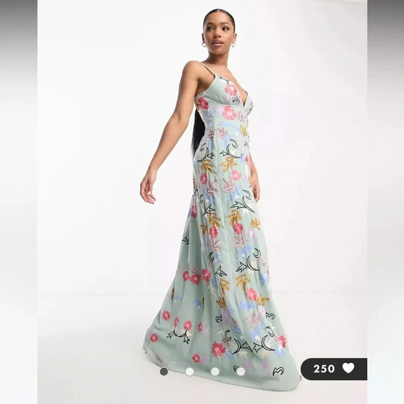 Maya Deluxe embellished dress size 2 NWT - Picture 2 of 10